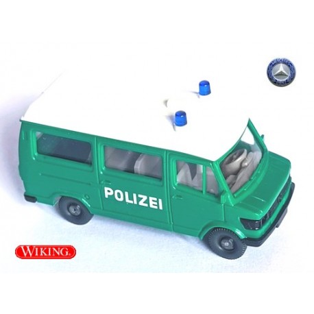 MB 207 D minibus réhaussé "Polizei"