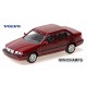 Volvo 850 Saloon (berline de 1994) rouge bordeaux métallisé