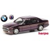 BMW 753i berline (E32 - 1987) Alpina B11 3,5 bordeaux foncé métallisé à bandes dorées