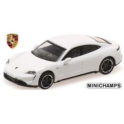 Porsche Taycan Turbo S (2019) blanche