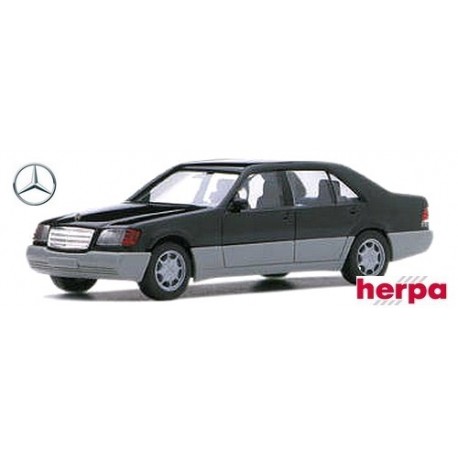 MB 600 SEL berline (W140 -1991) noire avec sous-bassement gris cris clair