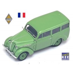 Renault Juvaquatre familiale vitrée (1938) vert clair