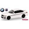 BMW Alpina B3 (G92 - 2020) berline balnche avec bandes noires - sold out by Herpa