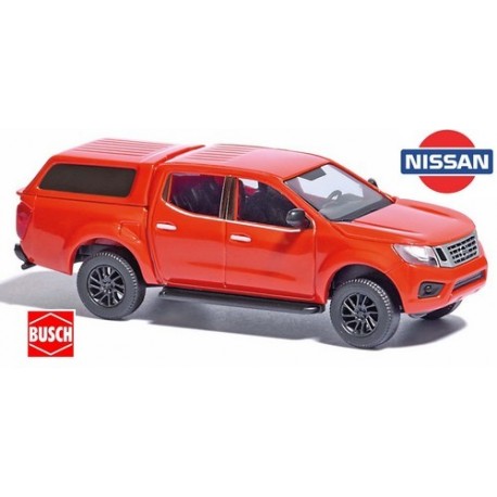 Nissan Navara pick-up (D23 - 2014) rouge avec hard top pour le pick-up